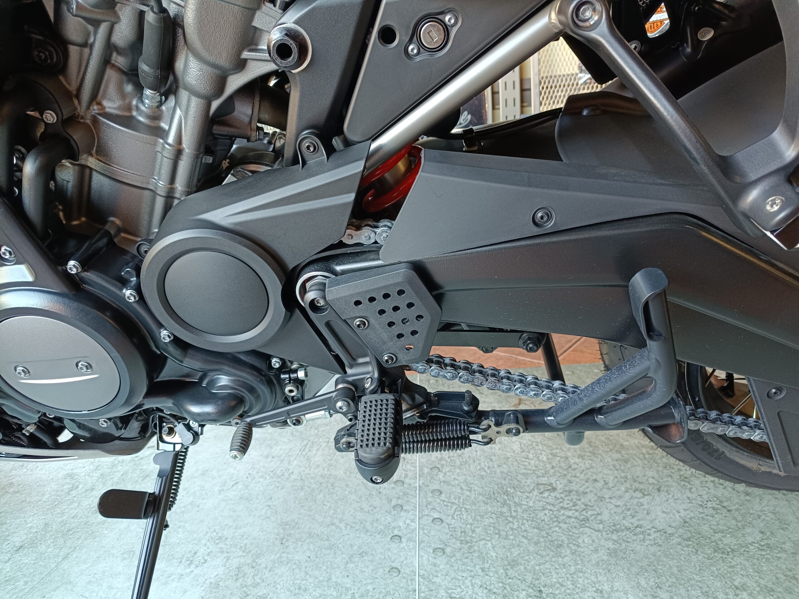 Pan America 1250 S Vivid Black - Imagen 4
