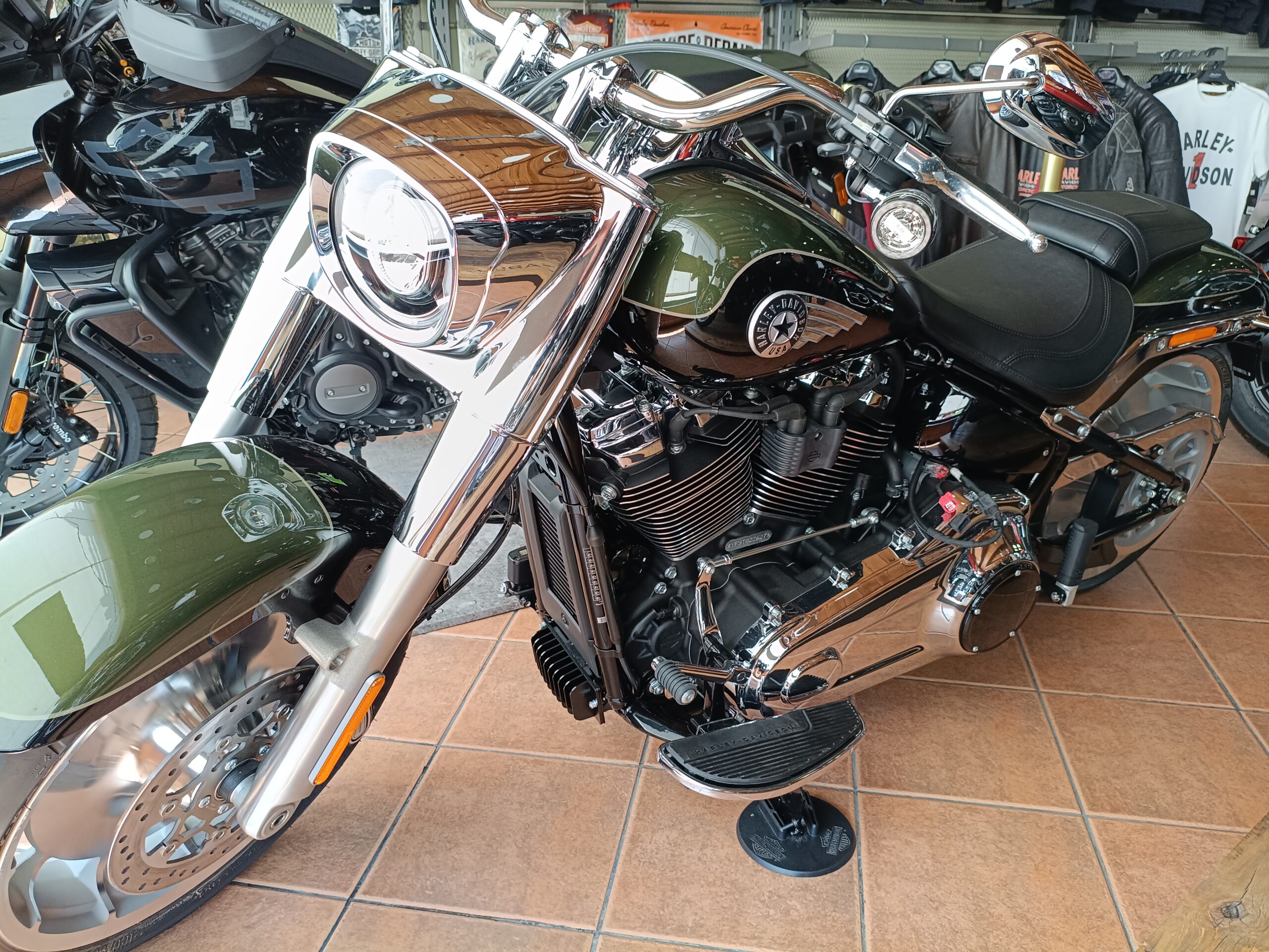 FAT BOY 117 (2026) Olive Steel Metallic
