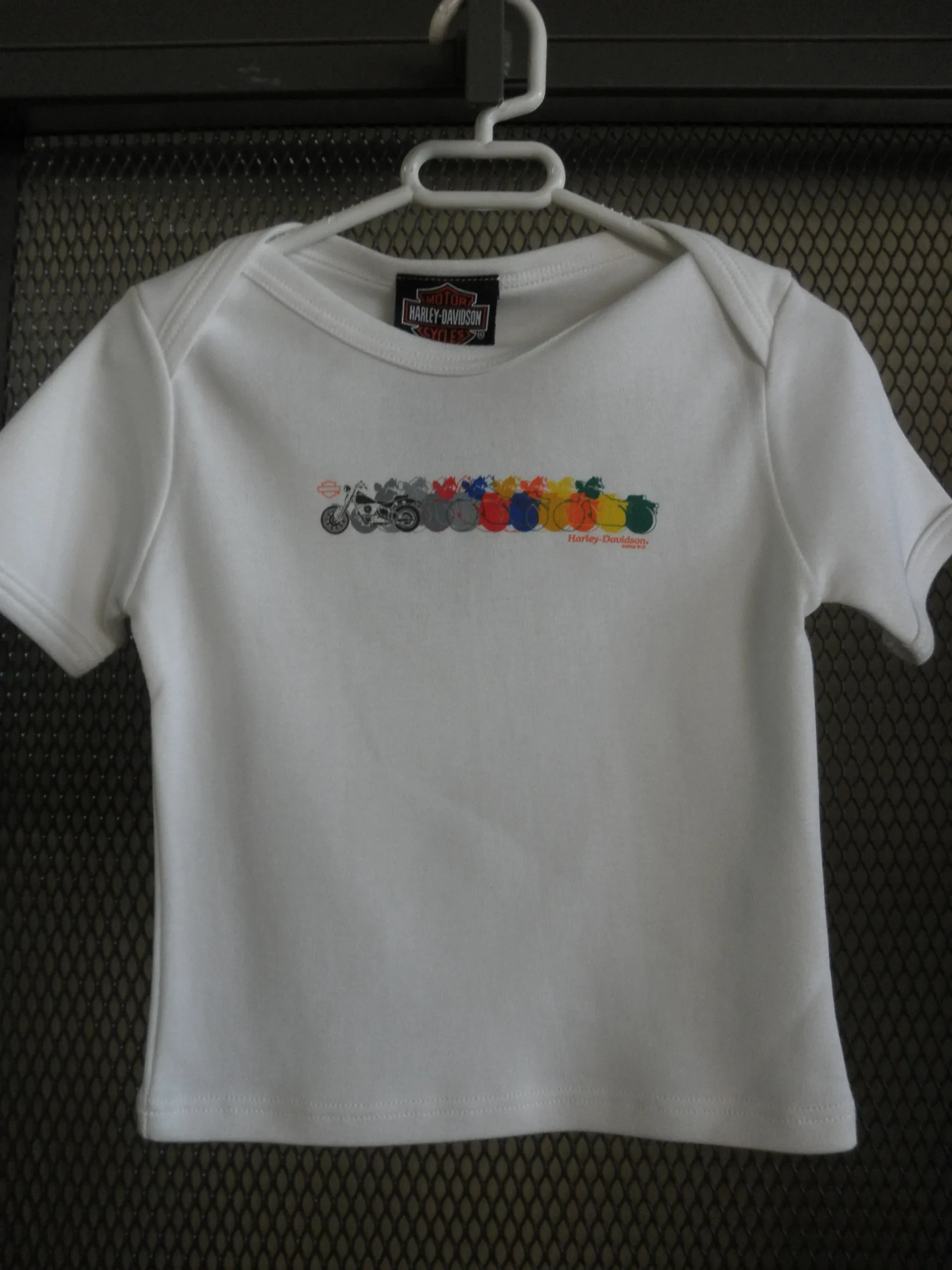 Camiseta Rainbow baby