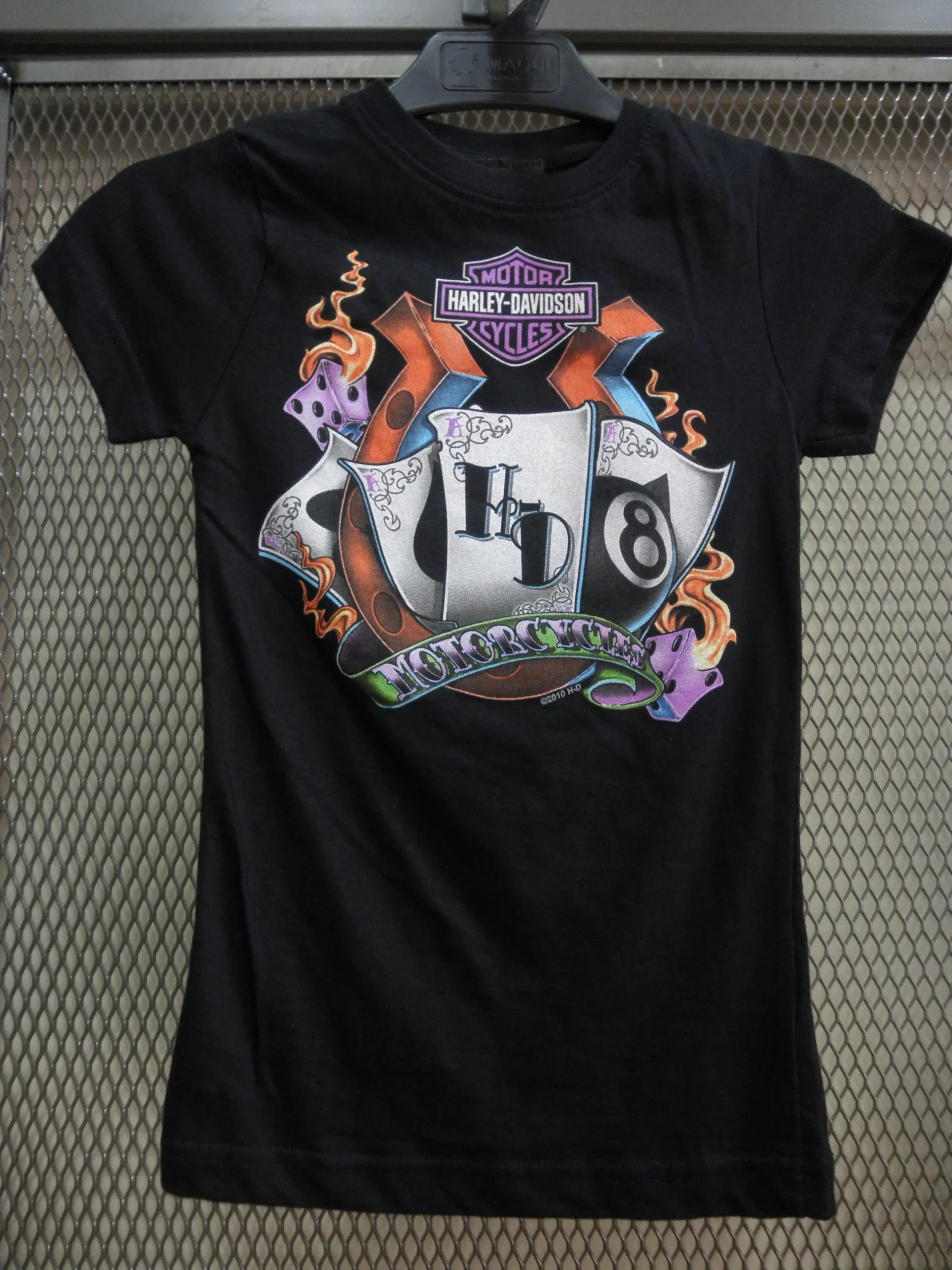 Camiseta HD Black Dressed